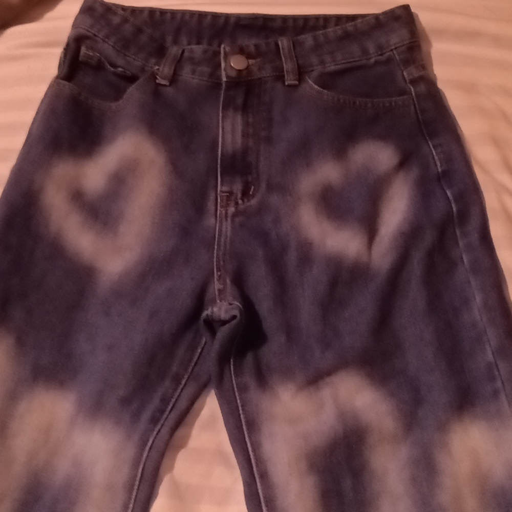 Heartbleached jeans